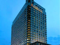 Traders Hotel by Shangri-La 5*