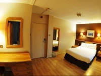 Metro Inns Derby 3*