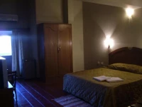 Leslies Molly Malones