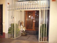 Hostal Las Camelias 3*