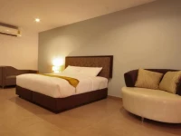 Paragon Suites Resort 3*