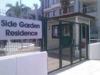 Side Garden Residence