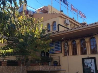 Hostal Mont Royal 2*