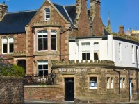 Royal Mackintosh Hotel 3*