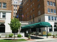 Knickerbocker on the Lake 3*