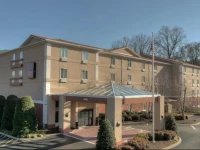 Comfort Suites Airport Nashville 2*