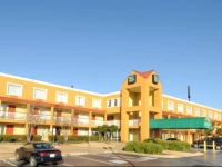 Quality Inn Jackson 2*