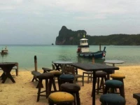 Apache Beach House 1*