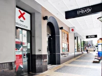 Base Brisbane Embassy 2*