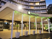 Holiday Inn Melbourne Airport 4*
