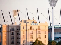 Mantra on Jolimont 4*