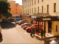 City-Hotel Neubrunnenhof 3*