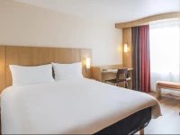 Ibis Nantes Centre Tour Bretagne 3*