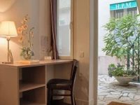 Du Parc Montsouris 2*