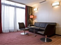 Holiday Inn Paris Gare Montparnasse 4*