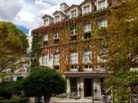 Le Pavillon de la Reine 4*