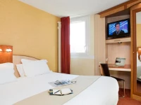 Alliance Paris Porte de Saint Ouen 3*