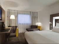Novotel Cergy Pontoise 4*