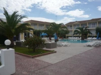 Filoxenia Beach Apartments 2*