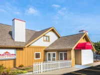 Hawthorn Suites Dayton North 2*