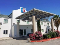 Motel 6 New Braunfels 2*