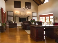 Summit Place Guesthouse 4*