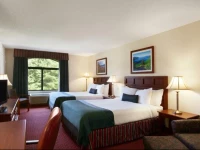 Wingate by Wyndham Lake George 2*
