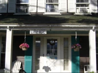 White Trellis Motel 2*