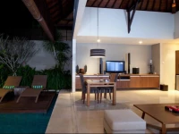 Pradha Villas Seminyak 4*