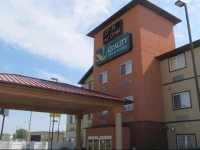 Quality Inn & Suites Park City 2*