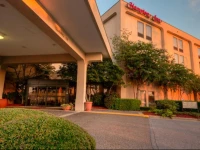 Hampton Inn Meridian 3*