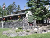 Tunnel Mountain Resort 3*