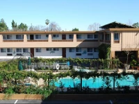 Stanford Motor Inn 3*