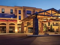 Hampton Inn & Suites Lake George 3*