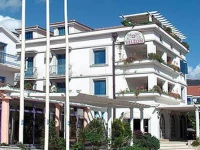 Villa Velzon 4*