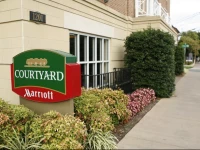 Courtyard by Marriott Charlottesville - University Medical Center 3*