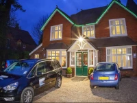Gatwick Turret Guest House 3*