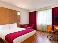 Ramada Encore Belfast City Centre 3*