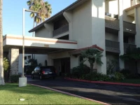 Ramada Carlsbad by the Sea 3*