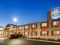 BEST WESTERN Plus Oakbrook Inn 3*