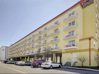 Bonita Beach Hotel 3*