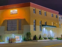 Bedford Plaza Hotel 3*