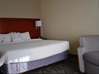 Courtyard by Marriott Burlington 3*