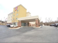Comfort Suites Huntsville 2*