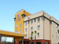 Comfort Suites Brownsville 2*