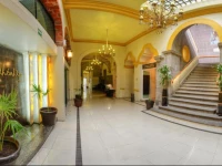 Hotel La Alhondiga 3*