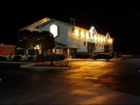 Super 8 Wilmington 2*