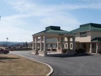 Quality Inn Bedford 3*