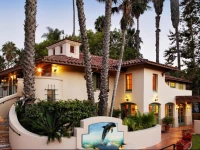 Inn by the Harbor 3*