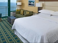 Sheraton Oceanfront Hotel 3*